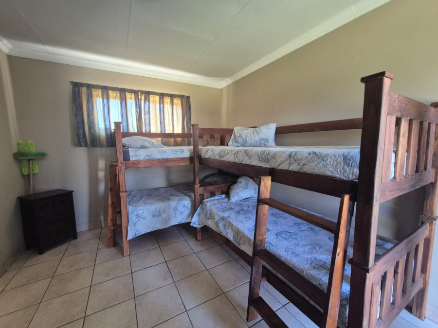 5 Bedroom Property for Sale in Oranjeville Free State